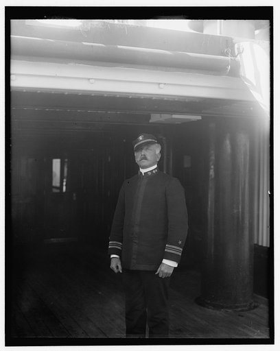U.S.S. Raleigh, executive officer Phelps