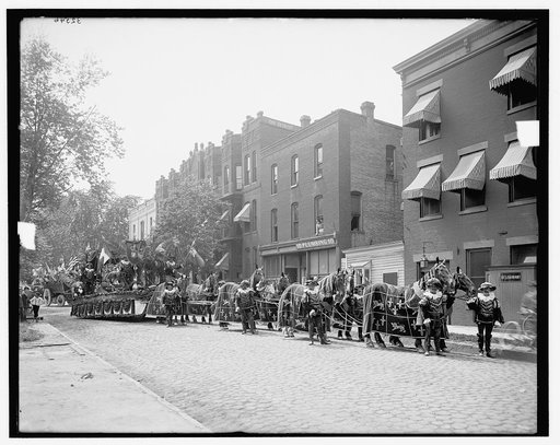 Bi-centenary celebration, floral clock, Hiram Walker & Co. float, Detroit, Mich.