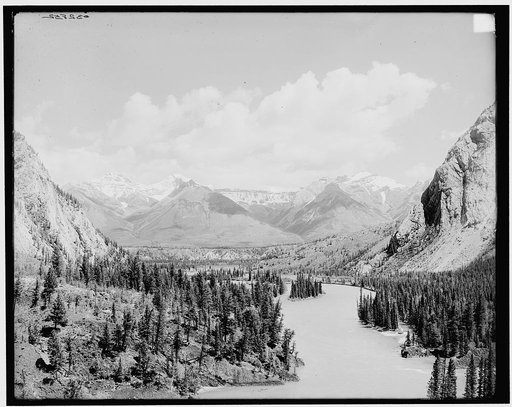 Canadian National Park, down Bow Valley from Banff Springs Hotel, Alberta, Canada
