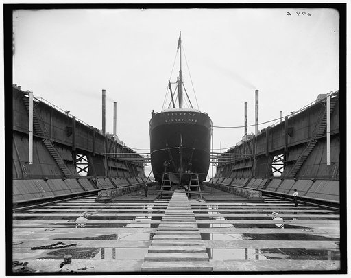 Floating dry dock, Algiers, Louisiana