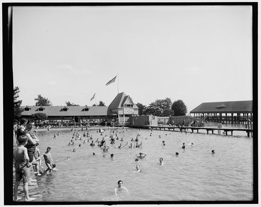 Swimming pool, Belle Isle Park, Detroit, Mich.