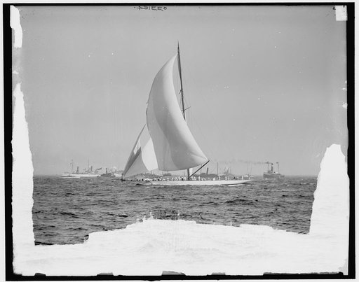 Shamrock III at the finish
