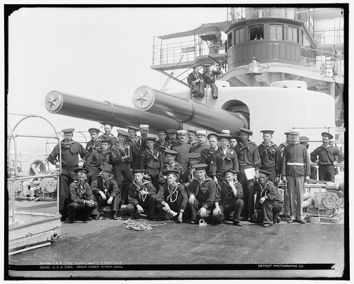 U.S.S. Iowa, group under 12-inch guns
