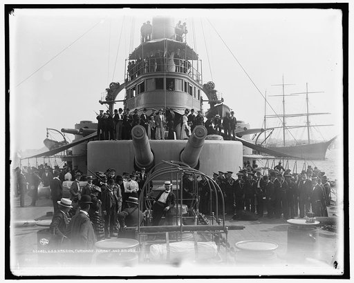 U.S.S. Oregon, forward turret and bridge