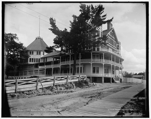 Avery Beach Hotel, South Haven, Mich.