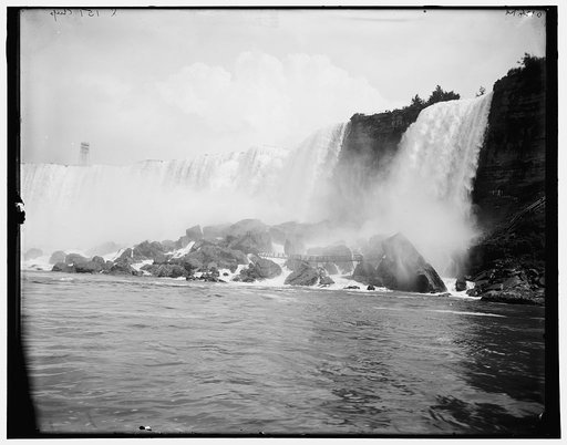 American Falls, Cave of the Winds, Niagara Falls, New York