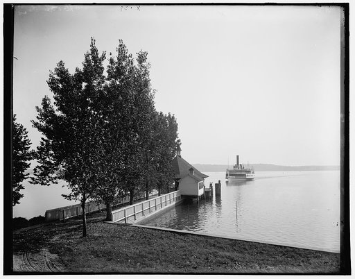 Steamboat landing, Mt. Vernon, Va.