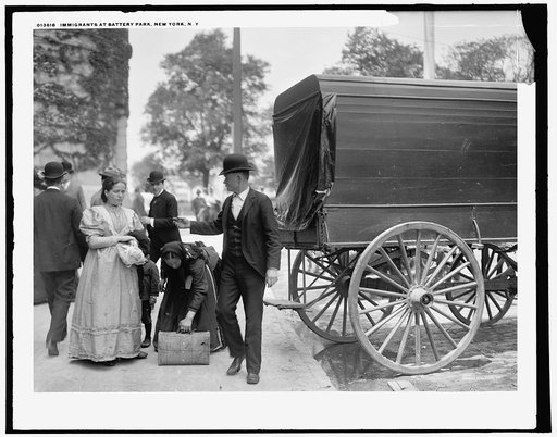 Immigrants at Battery Park, New York, N.Y.