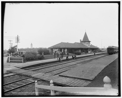 C. & N.W. Ry. [i.e. Chicago & North Western Railway] station, Fort Sheridan, Ill.