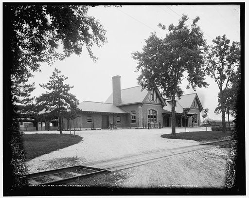 C. & N.W. Ry. [i.e. Chicago & North Western Railway] station, Lake Forest, Ill.