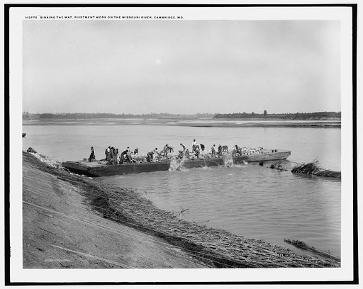 Sinking the mat, revetment work on the Missouri River, Cambridge, Mo.