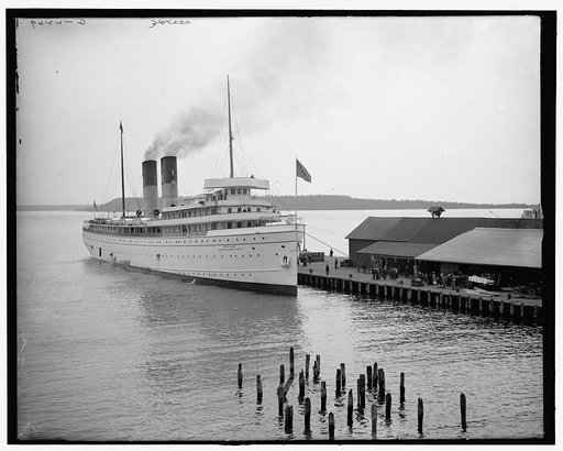 Steamer North Land at dock, Mackinac Island, Mich.