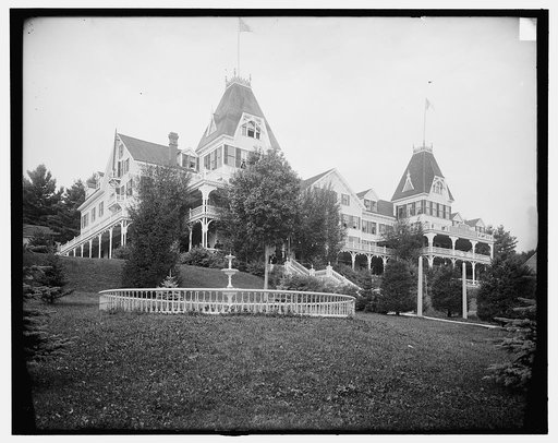 New Hotel Weirs, Lake Winnipesaukee, N.H.