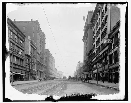 Grand Avenue north from Twelfth, Kansas City, Missouri