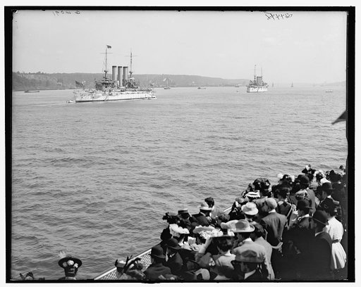 Passing the White Squadron on the Day Line, Hudson River, N.Y.