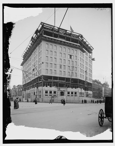 Hotel Pontchartrain before completion, Detroit, Mich.