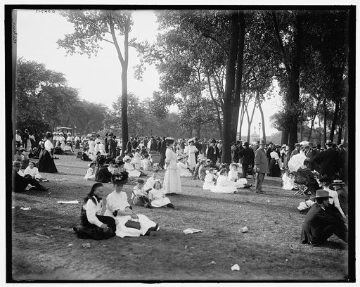 Band concert, Lincoln Park, Chicago, Ill.
