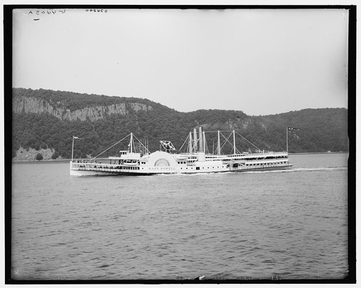 Str. Mary Powell & the Palisades, Hudson River, N.Y.
