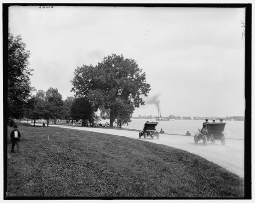 Driveway, Belle Isle Park