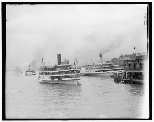 Excursion boats, Detroit, Mich.