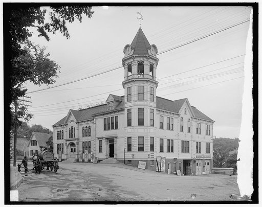 Town Building and opera house, Littleton, N.H.