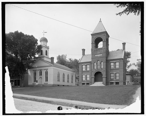 Court House & Congregational Church, Plymouth, N.H.