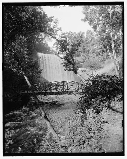 Minnehaha Falls, Minneapolis, Minn.