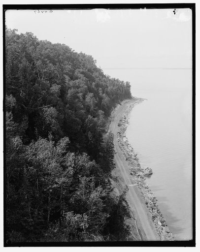 North Boulevard from Arch Rock, Mackinac Island, Mich.