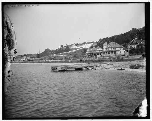 Crescent beach, Mackinac Island, Mich.