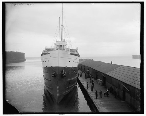 Steamer Tionesta at dock, Marquette, Mich.