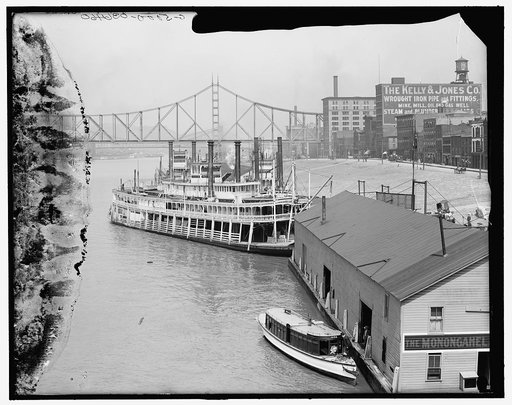 The Levee from Smithfield Street Bridge, Pittsburgh, Pa.