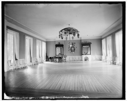 Fort William Henry Hotel ball room, Lake George, N.Y.