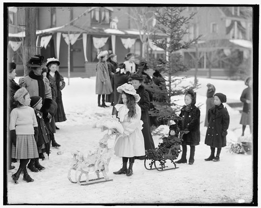 Midwinter carnival, children's parade, doll sleds, Saranac Lake, N.Y.