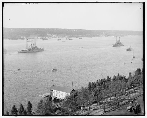 The Hudson River & Riverside Park, New York, N.Y.