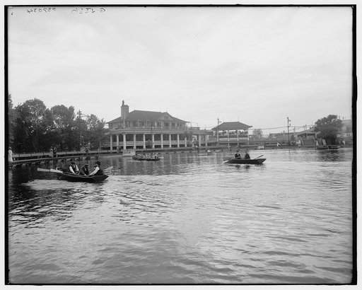 Chester Park, the lake & club house, Cincinnati, Ohio