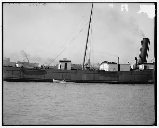 Marine post office delivering mail, Detroit, Mich.
