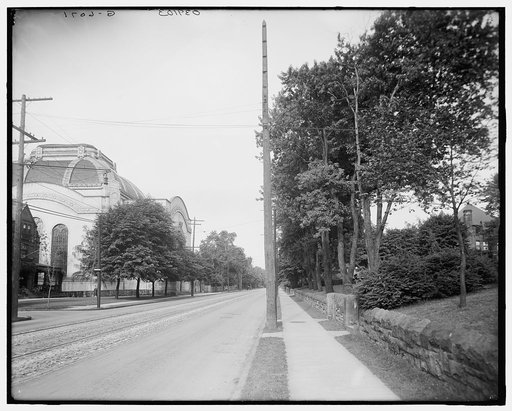Jewish (Rodeph Shalom) synagogue & Fifth Avenue, Pittsburgh, Pa.