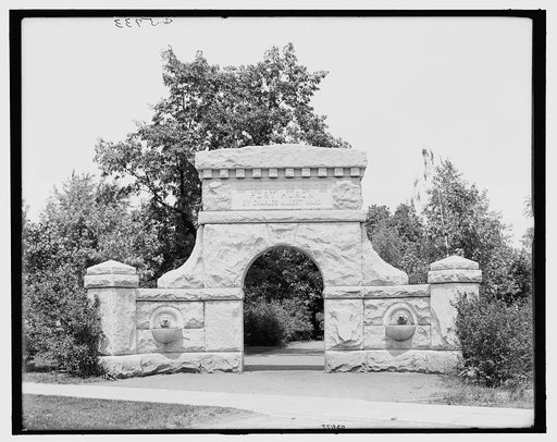 Ward Gate, Pine Grove Park, Port Huron, Mich.