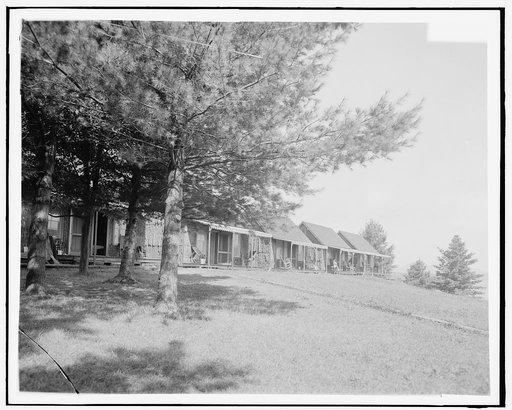 Bark lodge, the Antlers, Raquette Lake, Adirondack Mtns., N.Y.