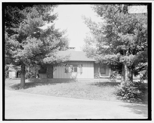 Spruce cottage, the Antlers, Raquette Lake, Adirondack Mtns., N.Y.
