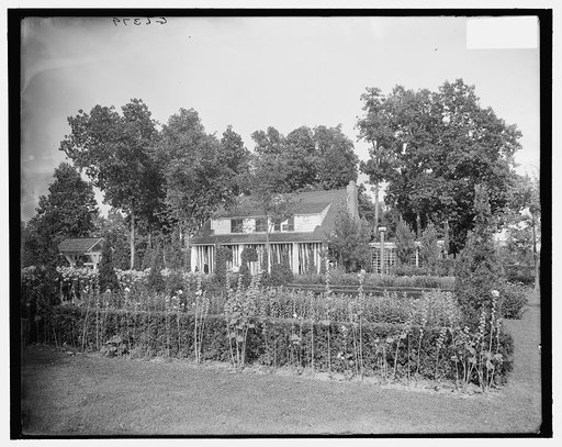 Chauncey Olcott's garden, Saratoga Springs, N.Y.
