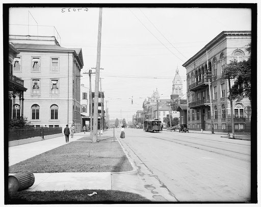 Government Street, looking east, Mobile, Alabama