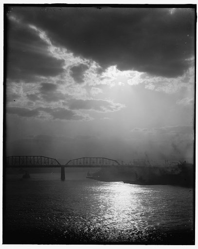 Sunset on the Ohio, Cincinnati, Ohio