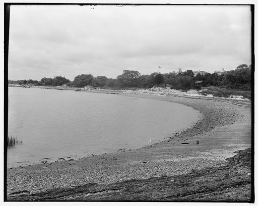 Hotel Wentworth from the beach, New Castle, N.H.