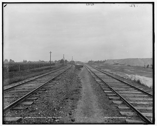 Track straightening near Coal City