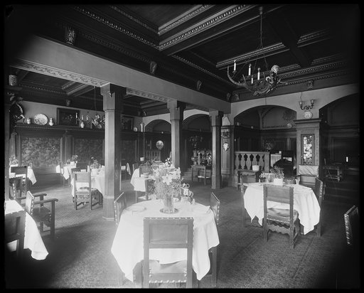 Cafe at the Russell House, Detroit, Mich.