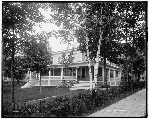 The Brown cottage, We-que-ton-sing