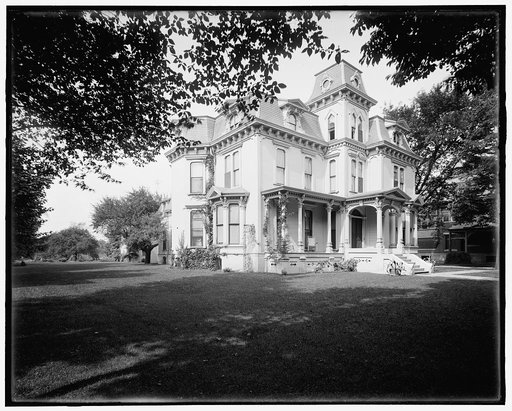 Residence of Mrs. McGraw, 1085 Woodward Avenue, Detroit, Mich.