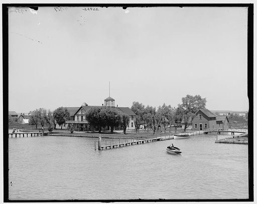 Joe Bedore's Hotel, St. Clair Flats, Mich.