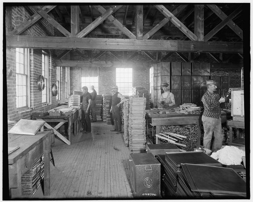 Glazier Stove Company, oven room, Chelsea, Mich.